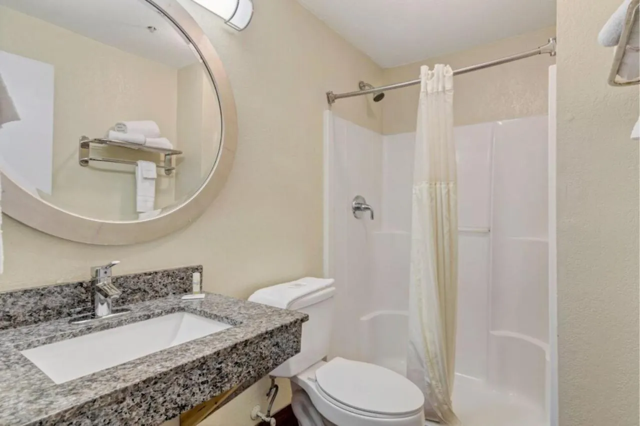 Savannah Garden Hotel