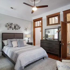 101 E Waldburg - Cozy Just Off Of Forsyth Park Savannah